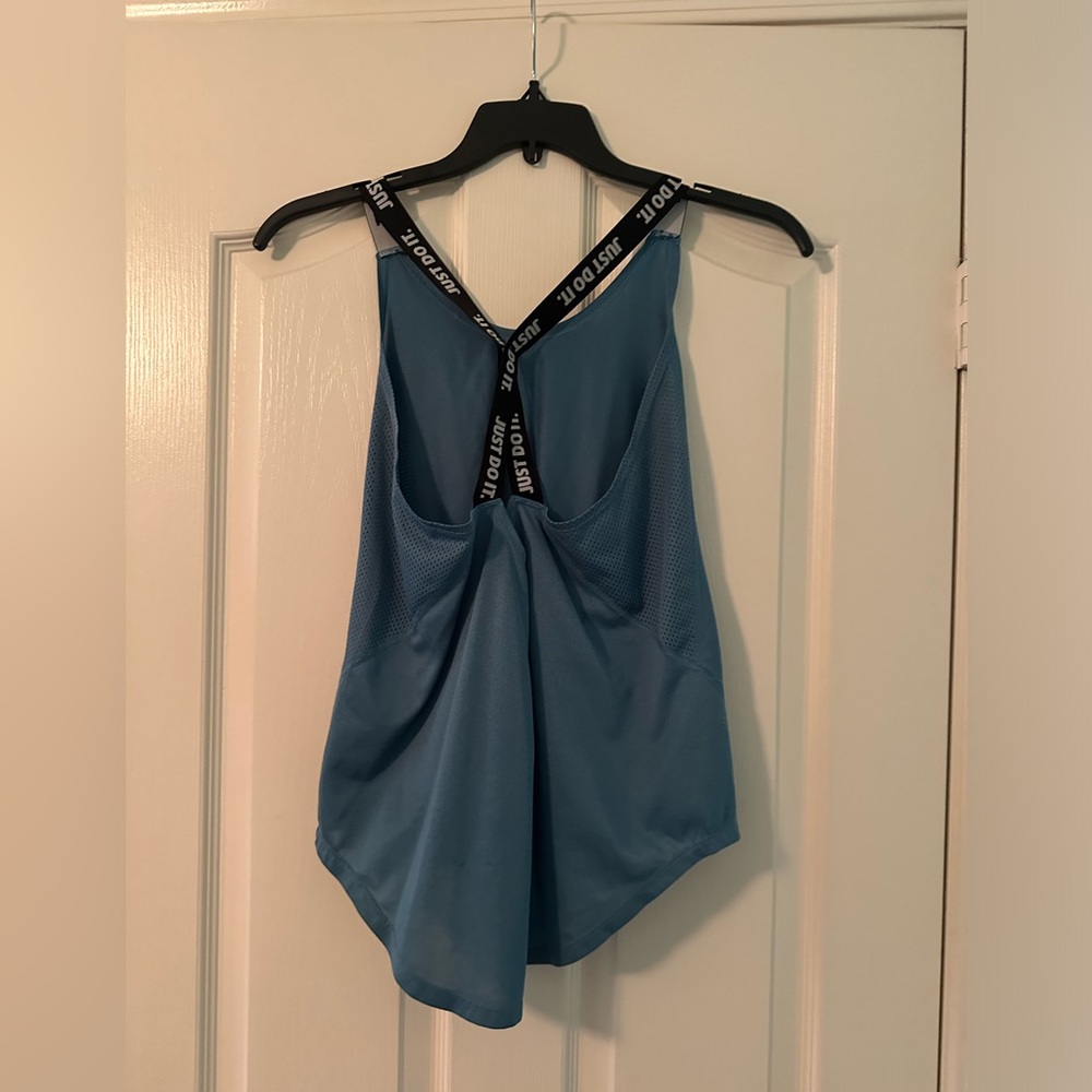 Nike athletic tank top - Picture 2 of 2